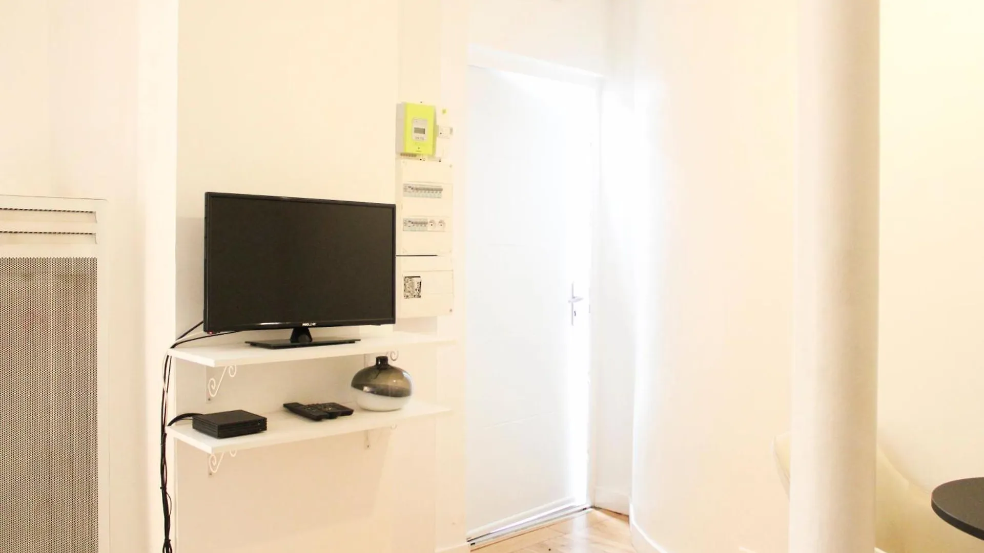 Nice And Comfortable Studio Apartment Paris